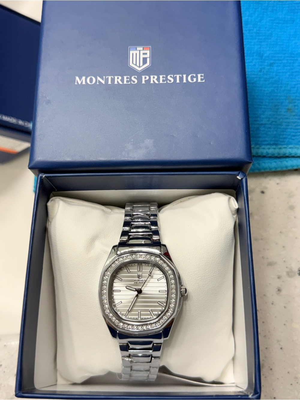 Invicta Montres Prestige Silver Crystal-Accent Women's Watch 32mm